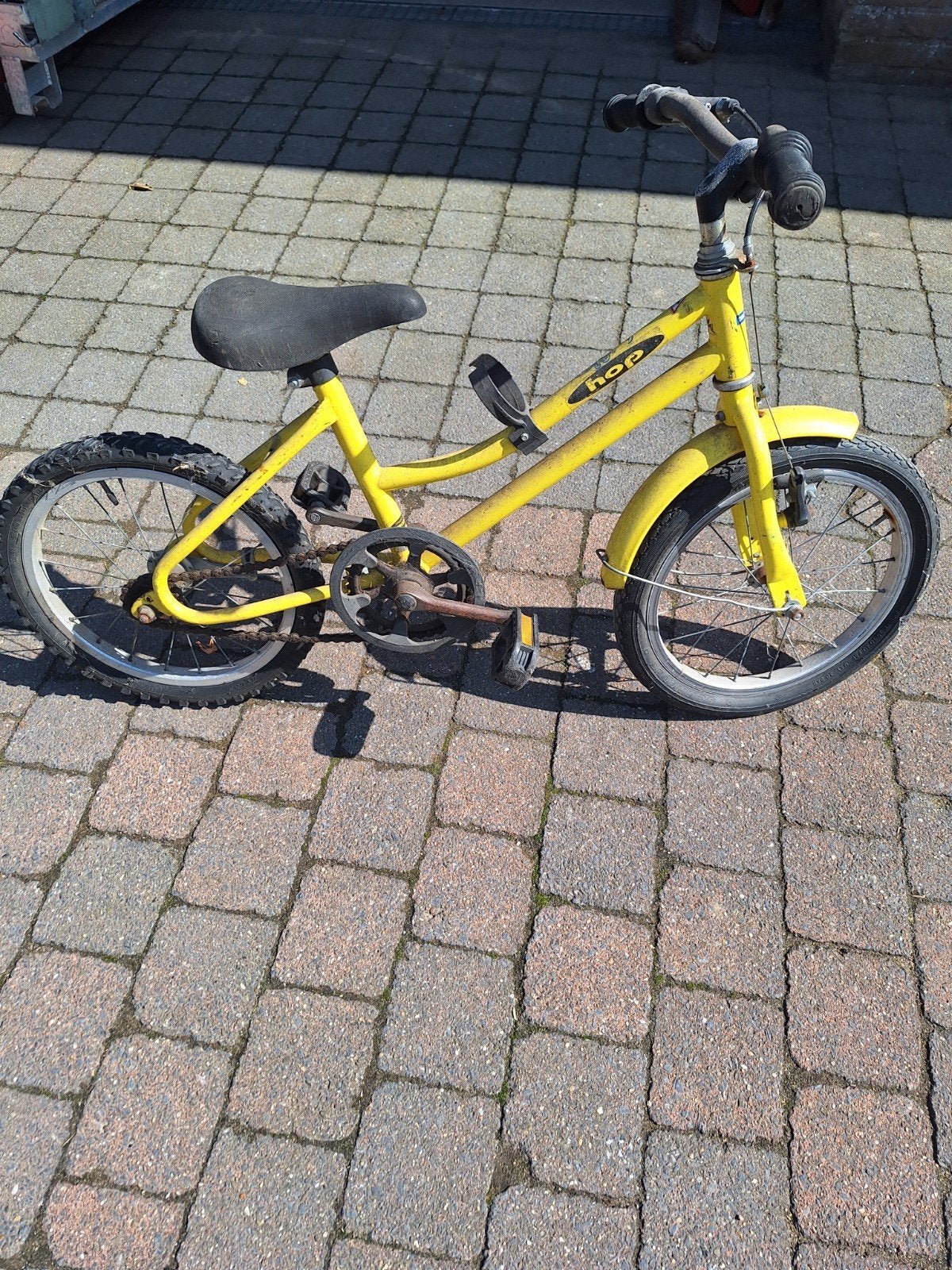 Klein kinderfietsje geel ., Fietsen en Brommers, Ophalen