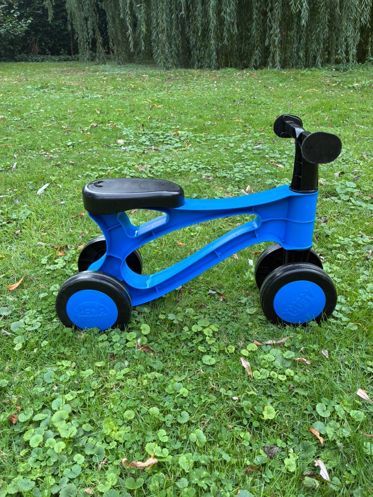 Loopfiets lena, Enfants & Bébés, Jouets | Extérieur | Véhicules & Draisiennes, Enlèvement, Comme neuf, Vélo d'équilibre