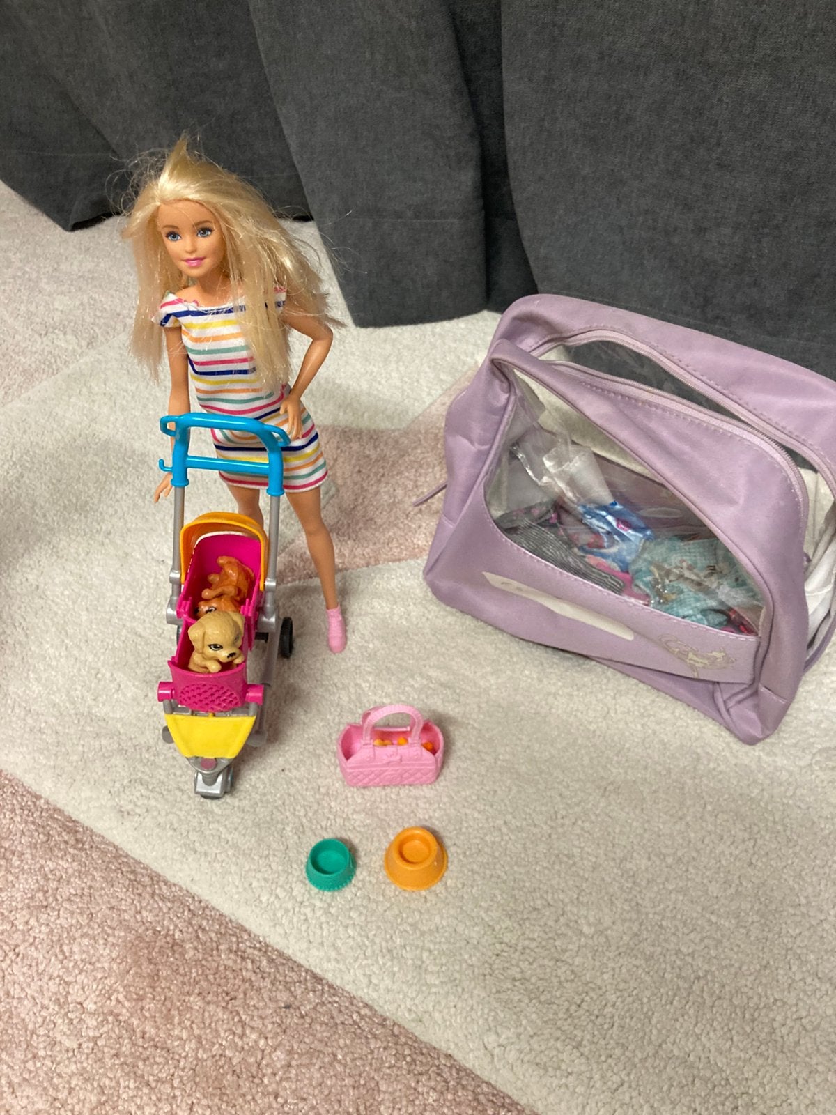 Barbie scroll “N Play Pups speelset, Ophalen, Zo goed als nieuw, Barbie