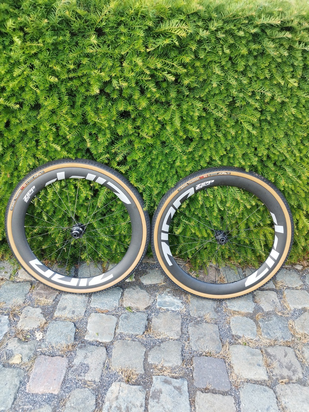Zipp 303 xplr S wielset, Ophalen
