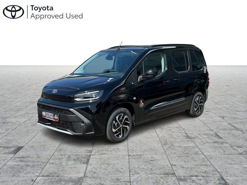 Toyota ProAce 1.2B MT SWB FAMILY, Auto's, 4 deurs, 1199 cc, ProAce, Zwart