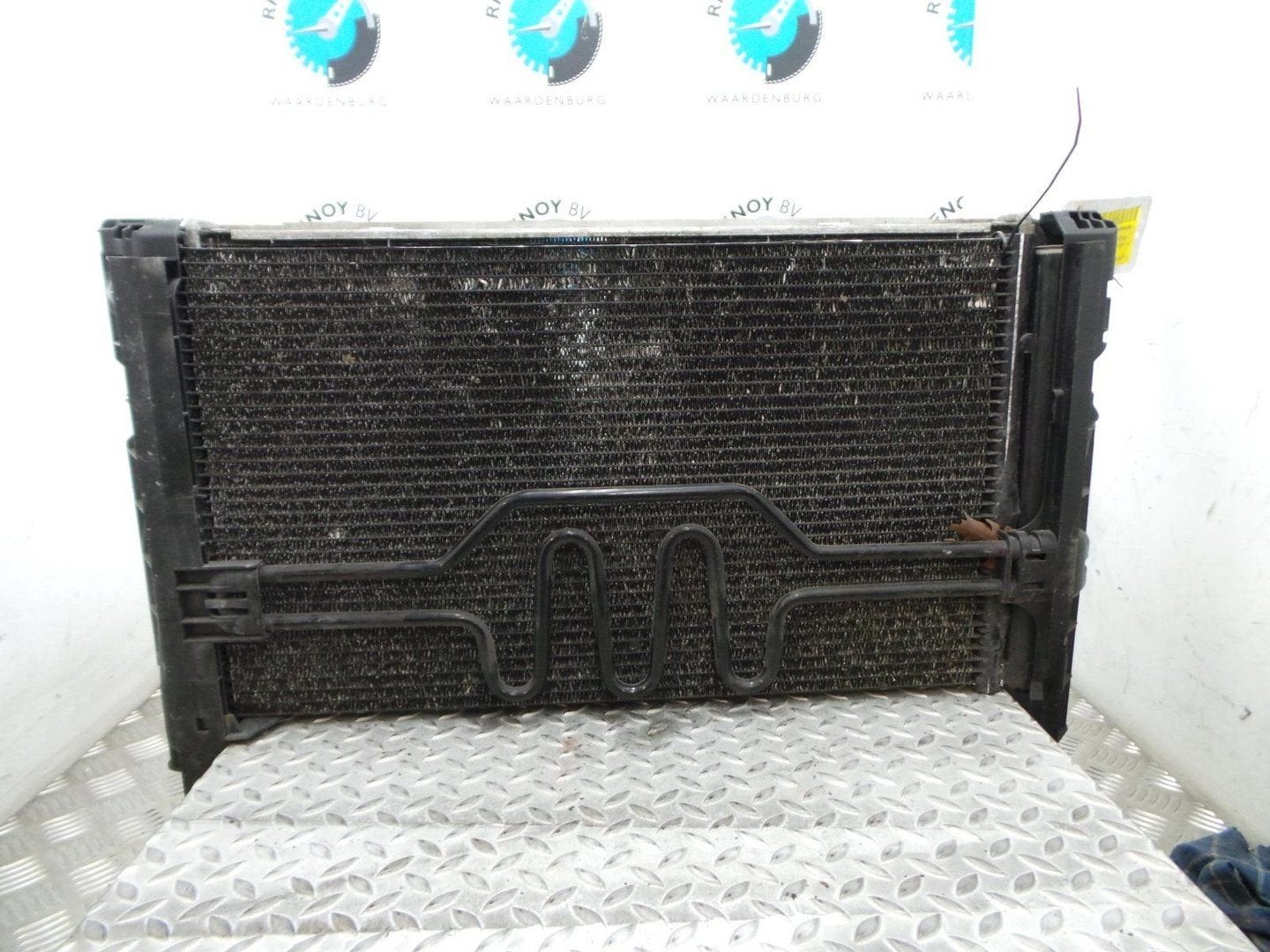 BMW 3 SERIES 320D AIRCO RADIATEUR / CONDENSOR 2006, Enlèvement ou Envoi, Utilisé, Stiba membre