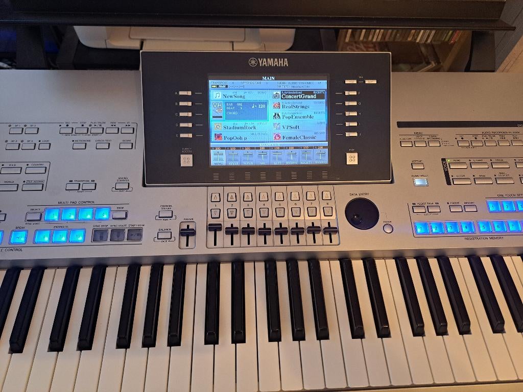 A vendre clavier YAMAHA TYROS 4, Ophalen, 61 toetsen, Yamaha, Zo goed als nieuw