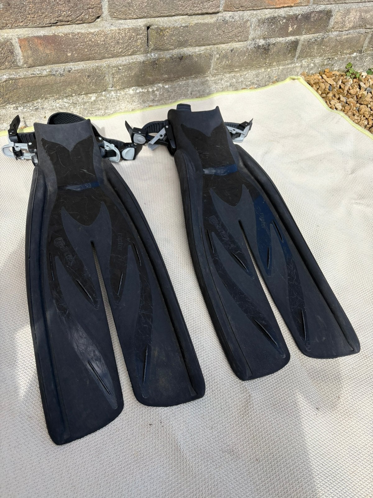 Openwatervinnen Mares Raptor splitfins, Ophalen, Gebruikt