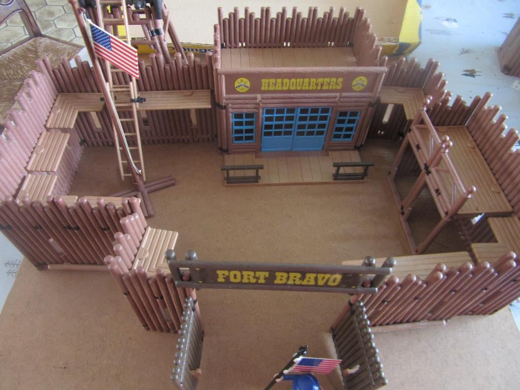 Playmobil retro Fort Bravo, volledig+ doos zeer goede staat, Ophalen of Verzenden