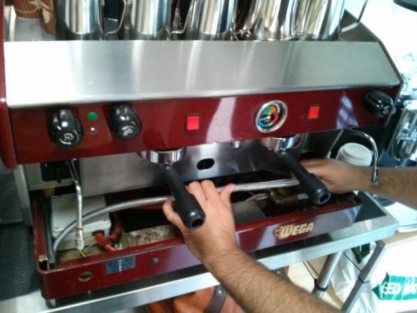 Koffie espresso machine, Ophalen
