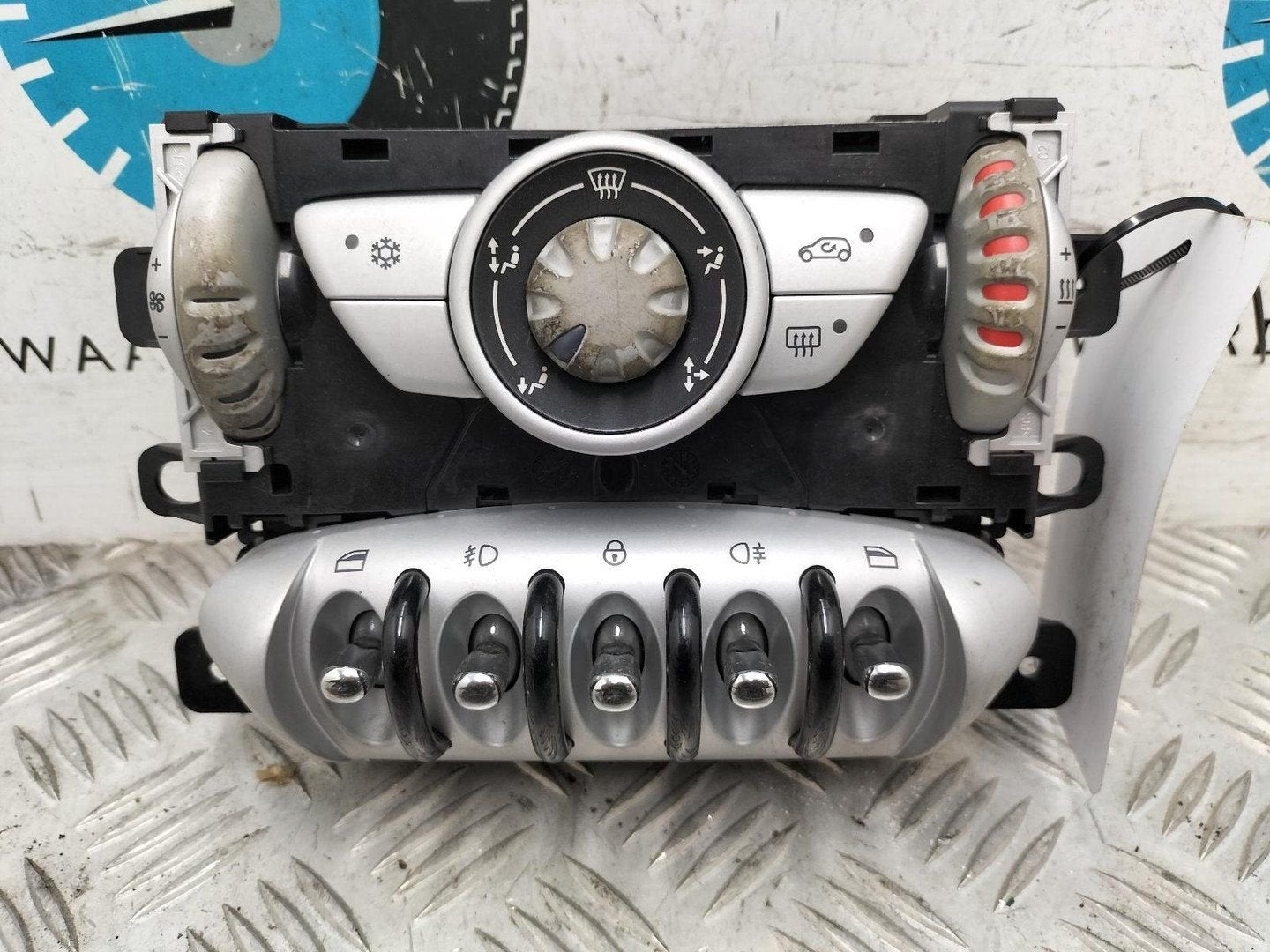 MINI (BMW) MINI R56 Mini One KACHEL BEDIENINGSPANEEL 6411345, Enlèvement ou Envoi, Utilisé, ARN reconnu