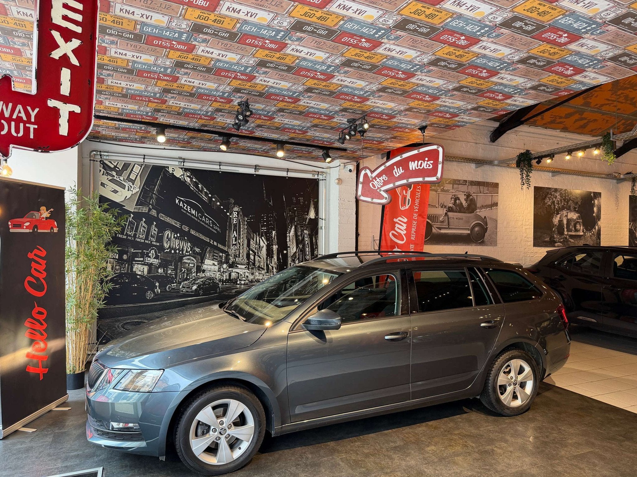 Skoda Octavia Octavia SW 1.6 CR TDi * CARPLAY * ATT. REMORQU, Stof, Gebruikt, 4 cilinders, 1927 kg