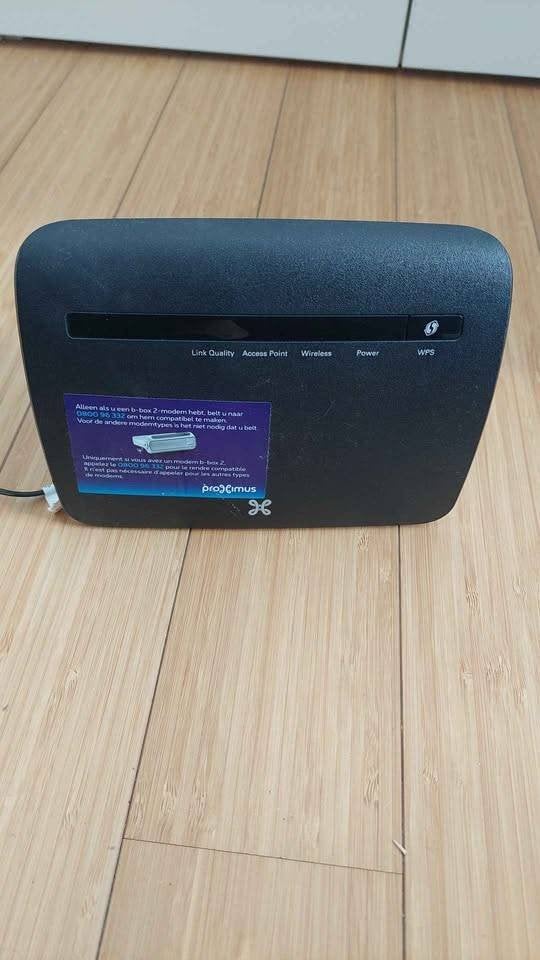 WiFi-brug enkel- TG234, Computers en Software, Routers en Modems, Ophalen, Zo goed als nieuw