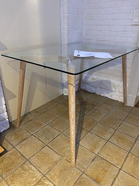 Table moderne en verre avec pieds en bois, Modern vintage, 100 à 150 cm, 75 cm ou plus, Comme neuf