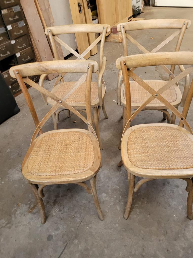Mooie Cross-Chair stoelen, Huis en Inrichting, Stoelen, Ophalen