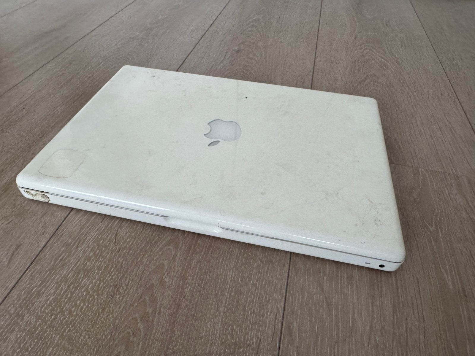 Apple MacBook 2008, Ophalen, Gebruikt, 2 tot 3 Ghz, 13 inch