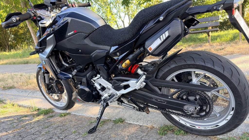 BMW F900R * COMME NEUVE * Option complète, Motos, Permis Moto A, Occasion, Plus de 35 kW, 2 cylindres