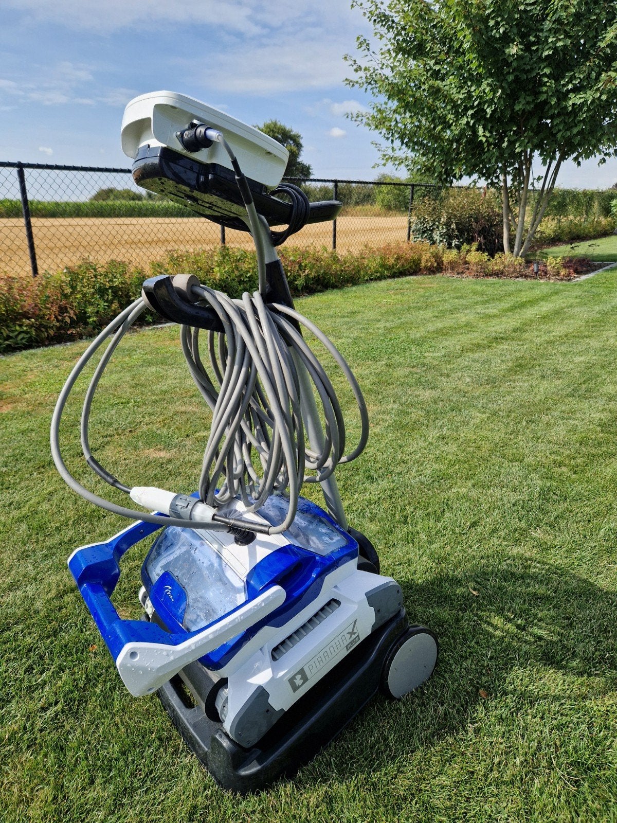 zwembadrobot piranha x plus, Tuin en Terras, Zwembad-toebehoren, Ophalen, Zo goed als nieuw, Reinigingsmiddel