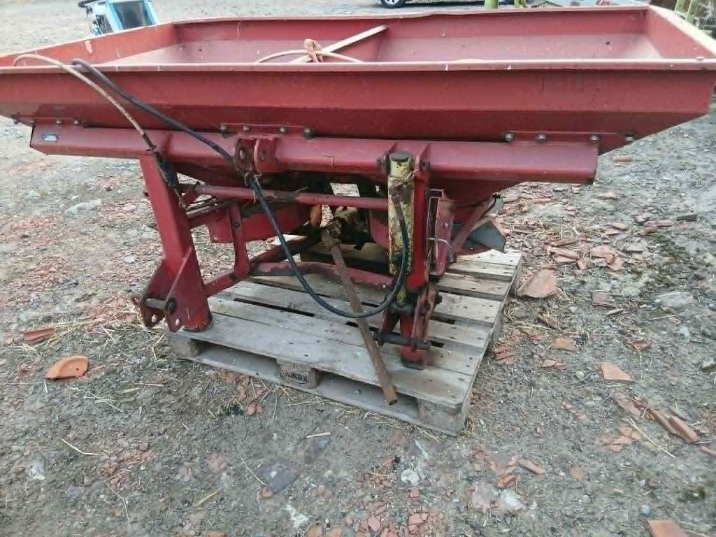 Kunstmeststrooier LELY, Ophalen, Akkerbouw, Gewasbescherming en Bemesting