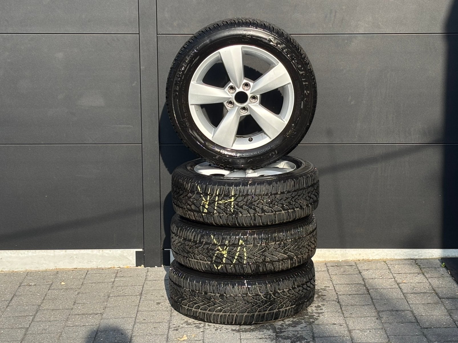 Te koop: set skoda rapid velgen, Ophalen, Velg(en)