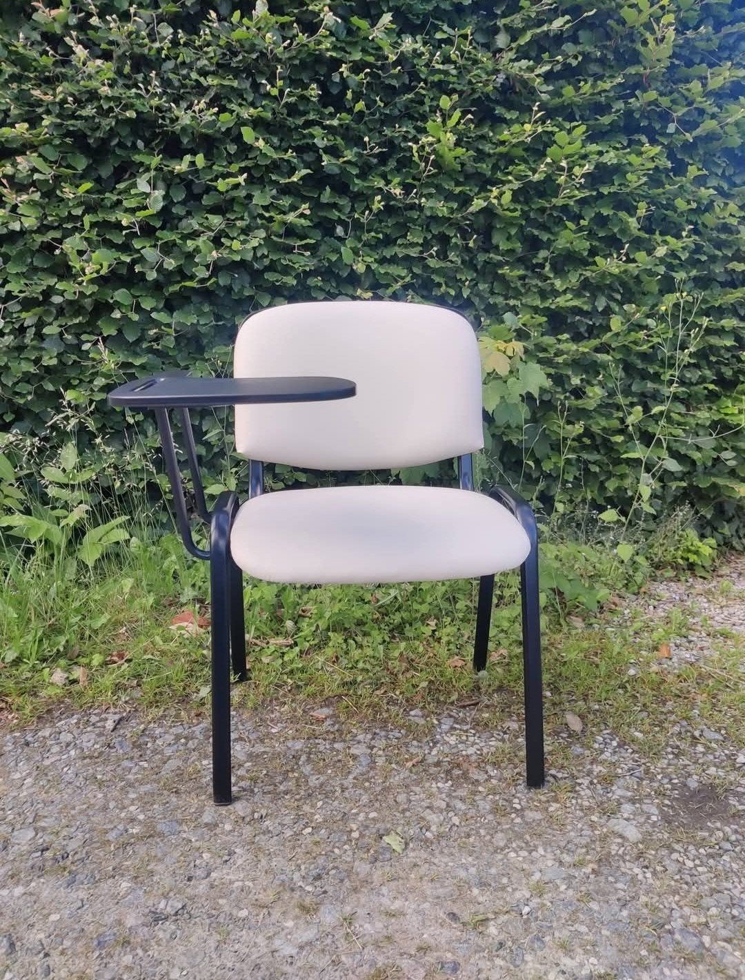 Lot de 10 *chaises visiteur CLP Ken - avec table pliante*, Huis en Inrichting, Stoelen, Ophalen, Overige kleuren, Overige materialen