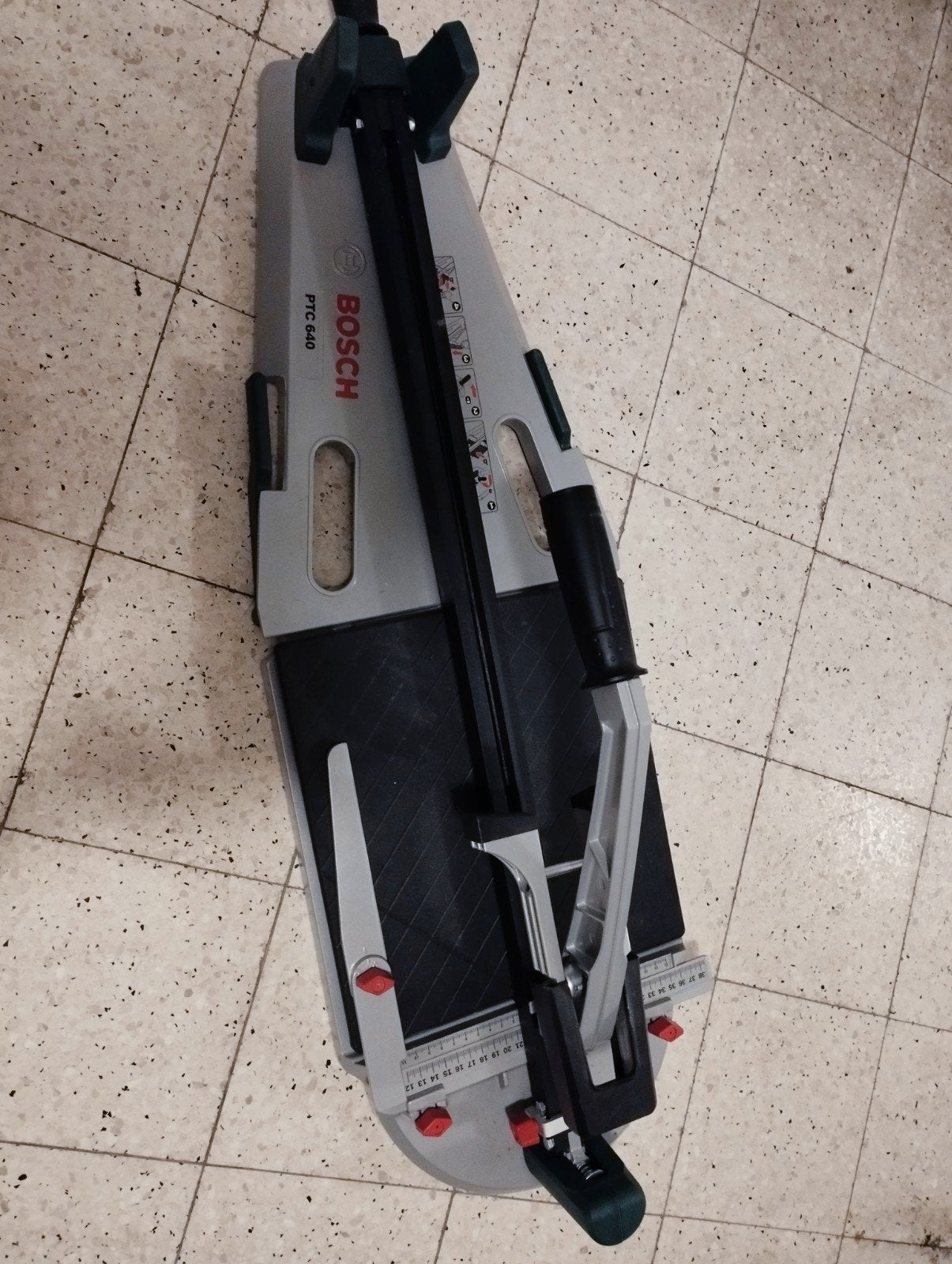 Coupe carrelage manuel Bosch PTC 640, Bricolage & Construction, Enlèvement, Bosch