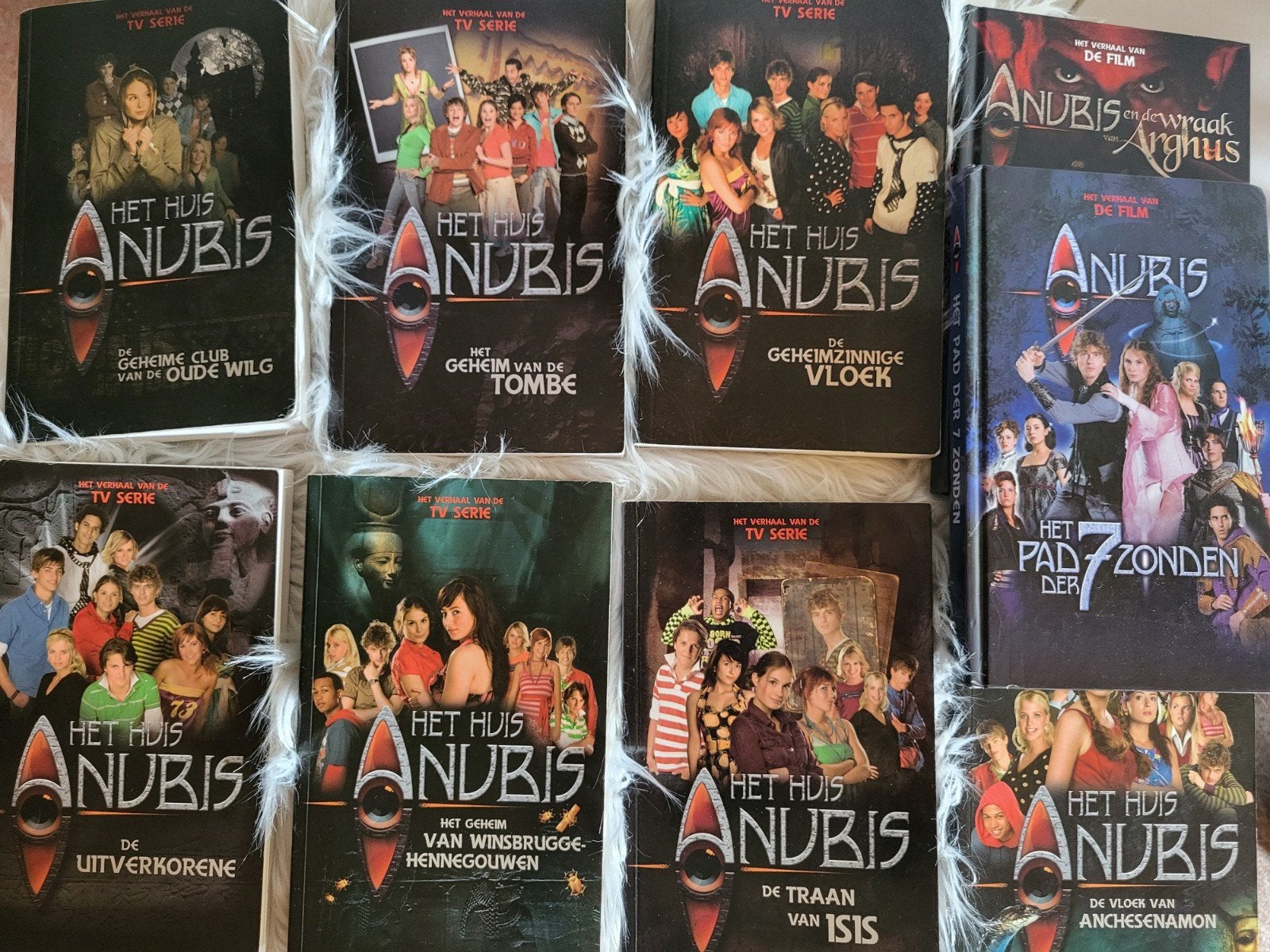 het huis anubis volledige boeken collectie, Tous les âges, Enlèvement ou Envoi, Série télévisée