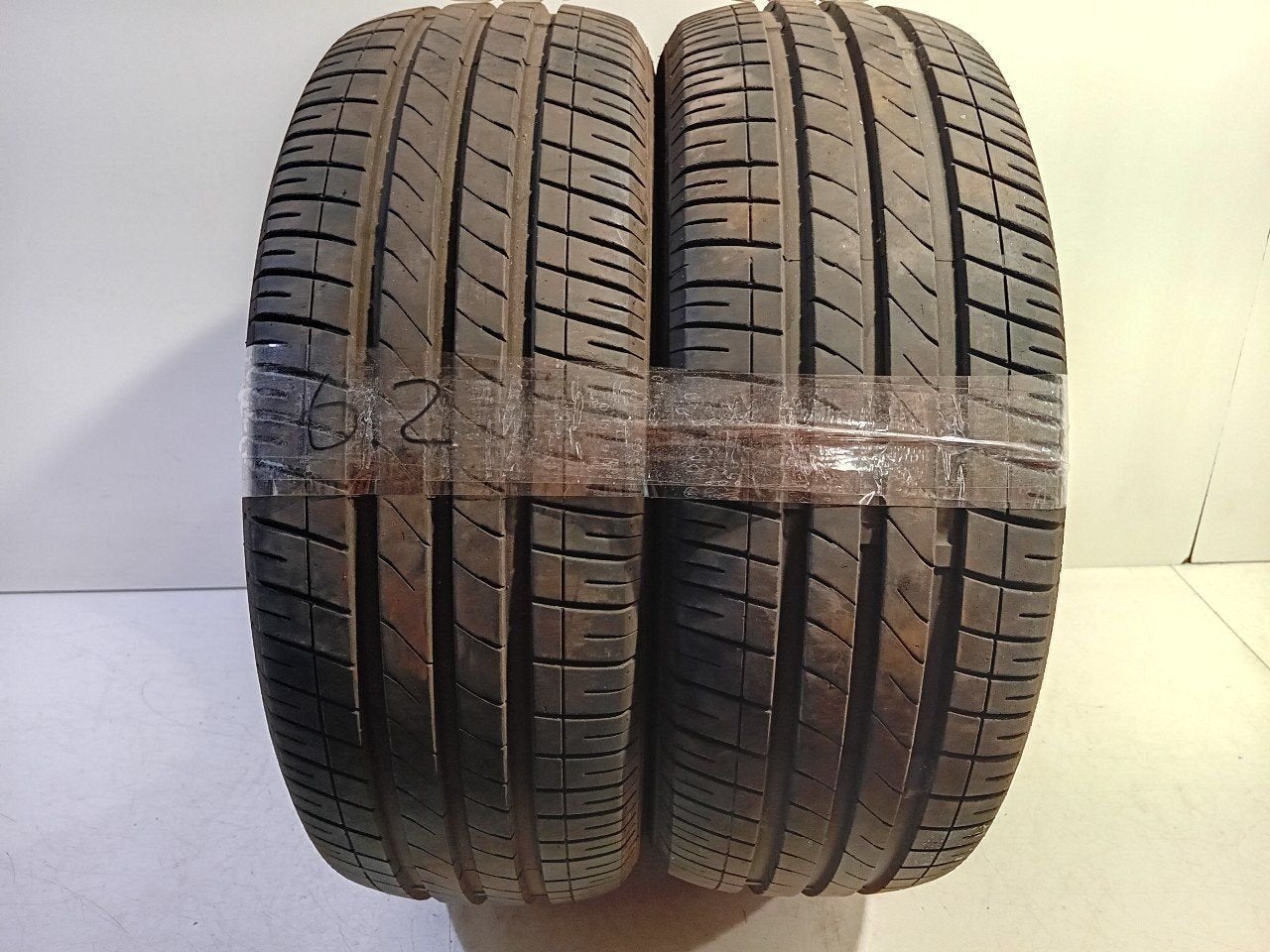 Bandenset 2 stuks Zomer 195/60 R15  Banden 15", Onderdelen@venauto.nl, Van der Ven Autorecycling B.V., Gebruikt, 15 inch