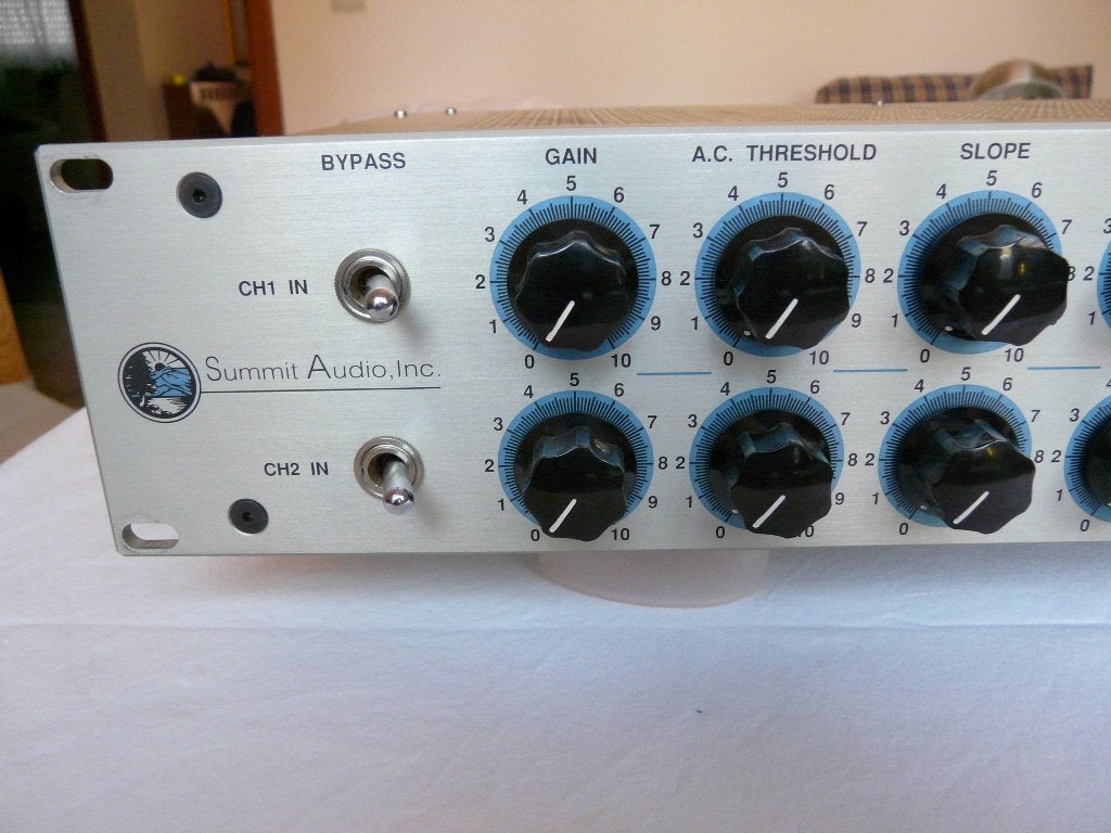 Summit DCL-200 highend audio studio tube compressor, Audio, Tv en Foto, Professionele apparaten, Ophalen, Zo goed als nieuw, Audio
