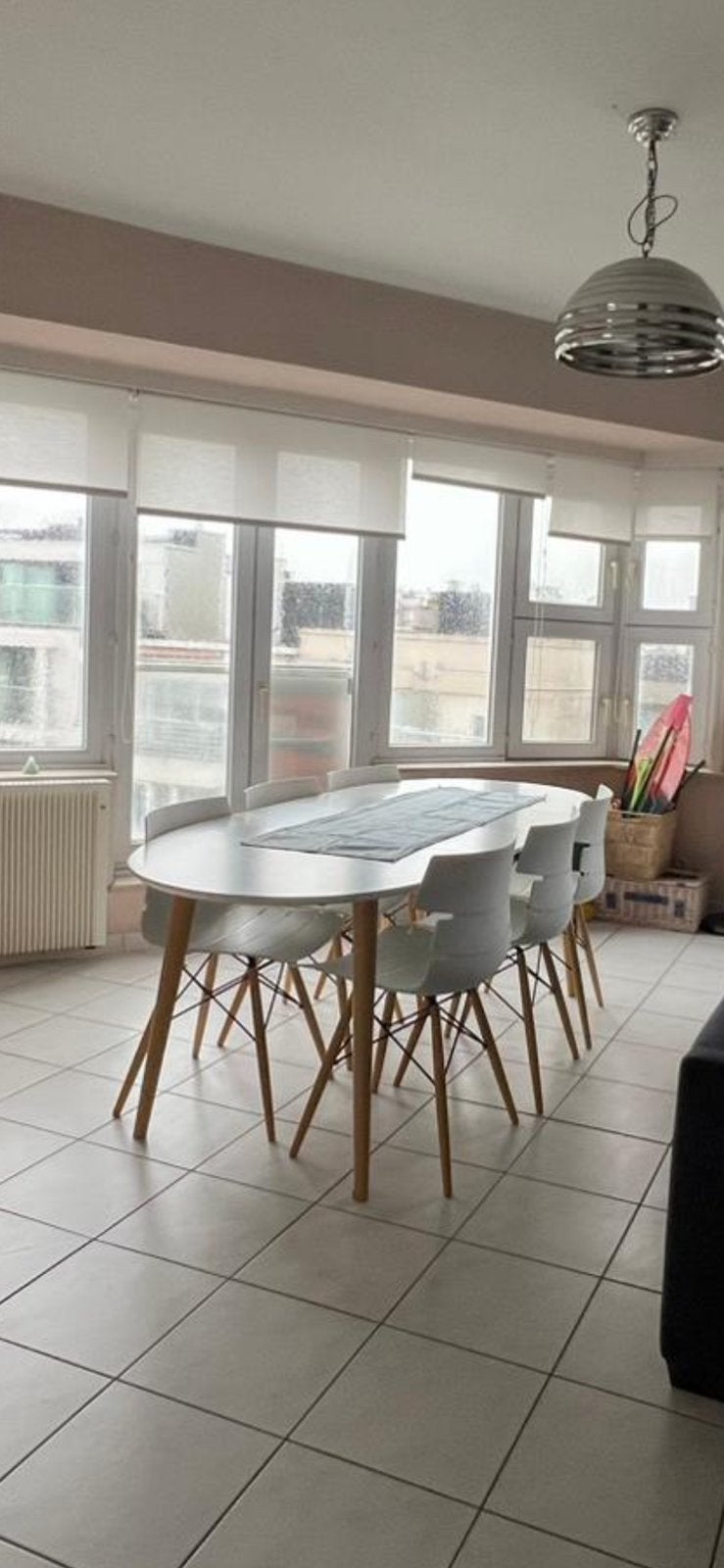 Moderne tafel met 6 stoelen, Ophalen