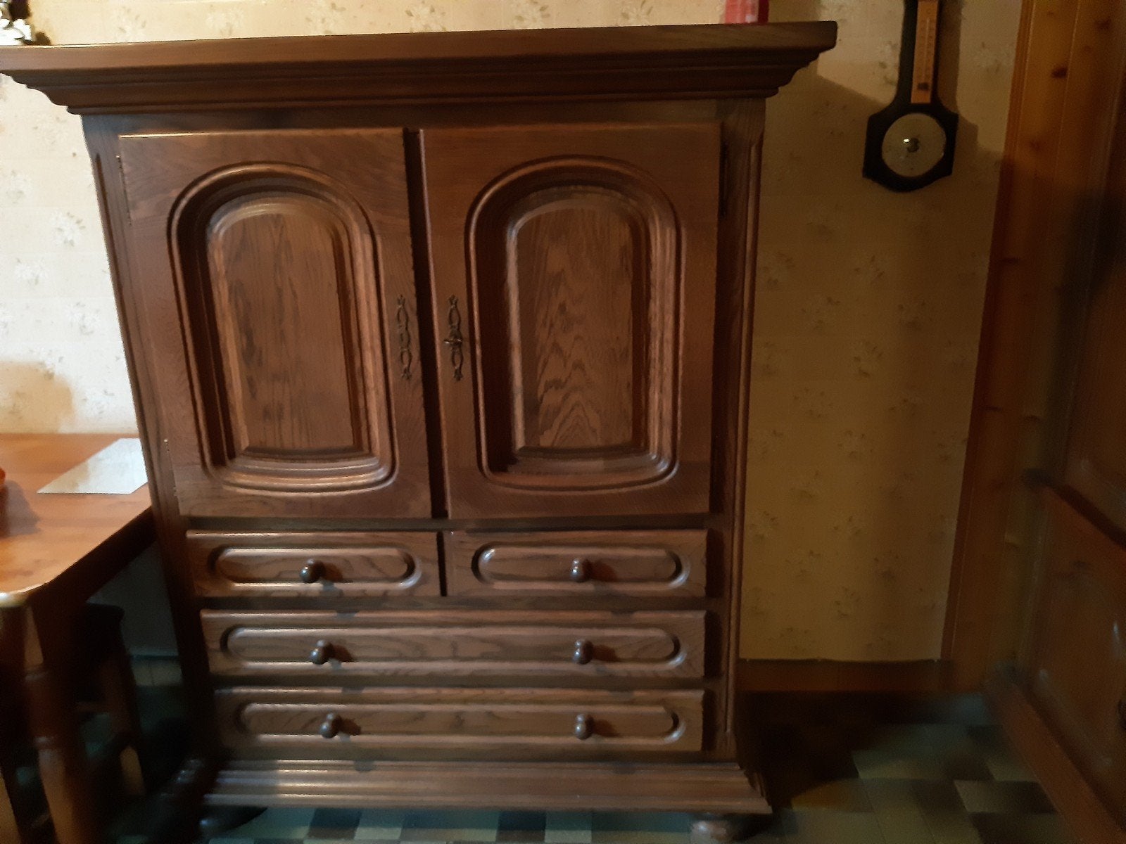 belle armoire 1m30x1m55H, Maison & Meubles, Enlèvement