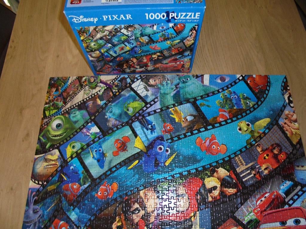 complete Pixar puzzel, Ophalen of Verzenden, 500 t/m 1500 stukjes, Gebruikt, Legpuzzel