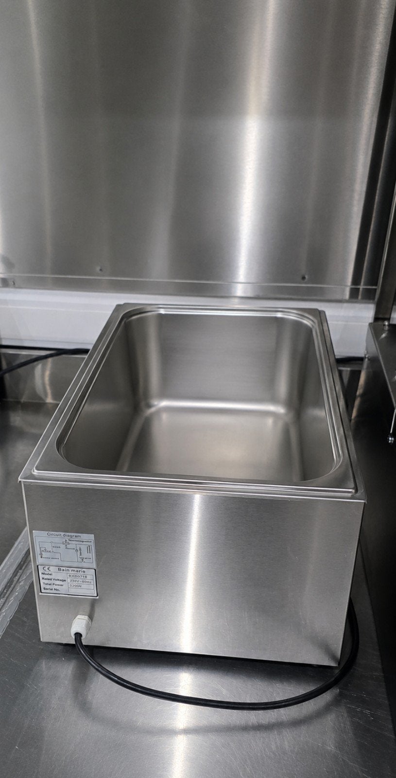 Complete horeca-inrichting te koop voor döner-frituurzaak, Ophalen, Gebruikt, Koelen en Vriezen