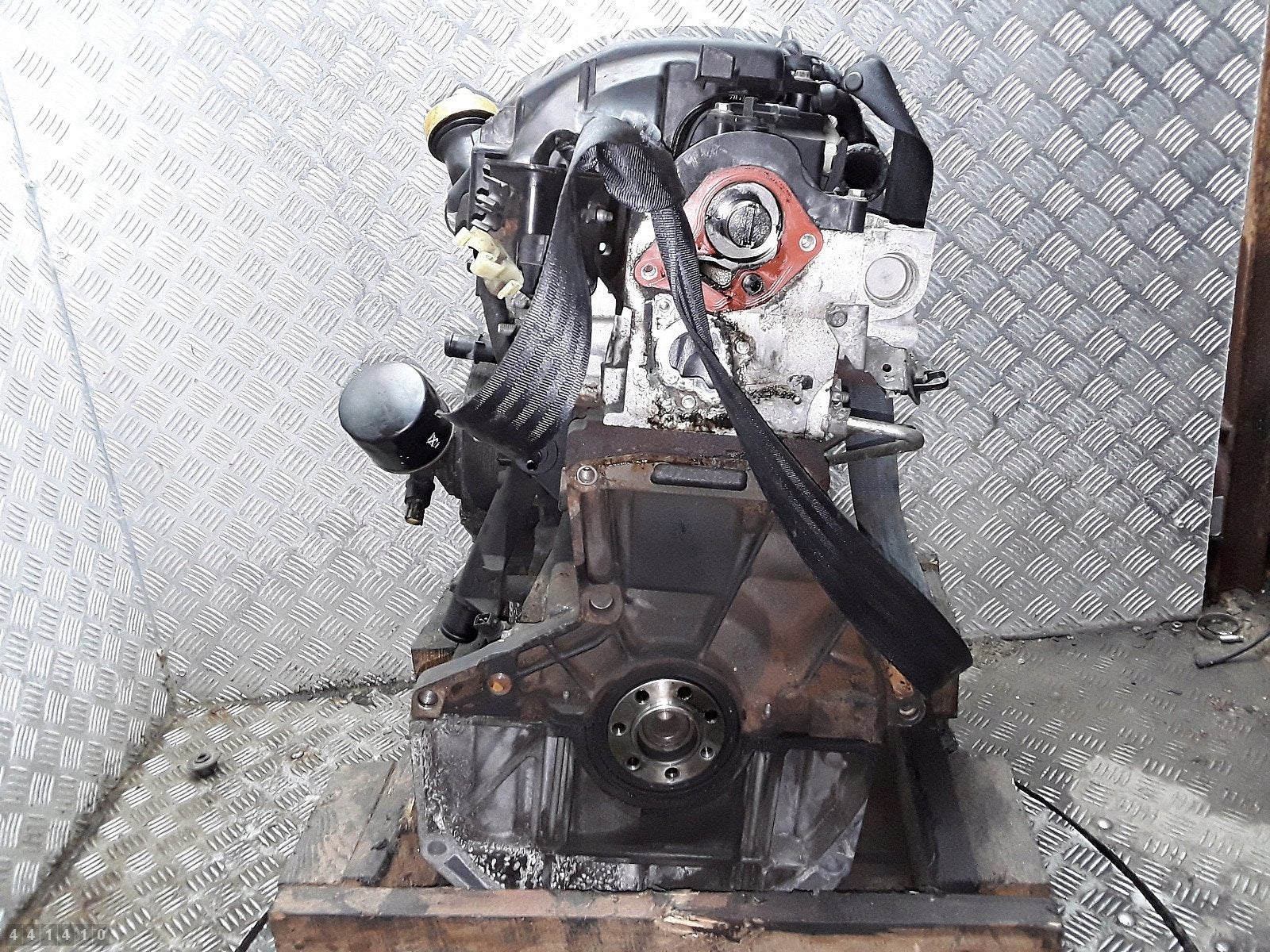 Moteur K9K896 Nu NISSAN JUKE, Autos : Pièces & Accessoires, Envoi, Utilisé, Skoda