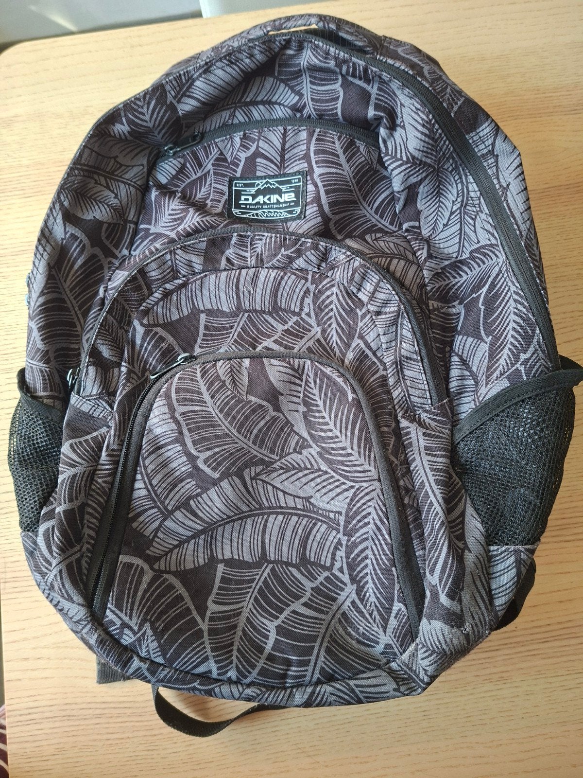 Rugzak dakine campus Grijs 33l met gebruikssporen, Bijoux, Sacs & Beauté, Sacs | Cartables, Enlèvement ou Envoi, Gris