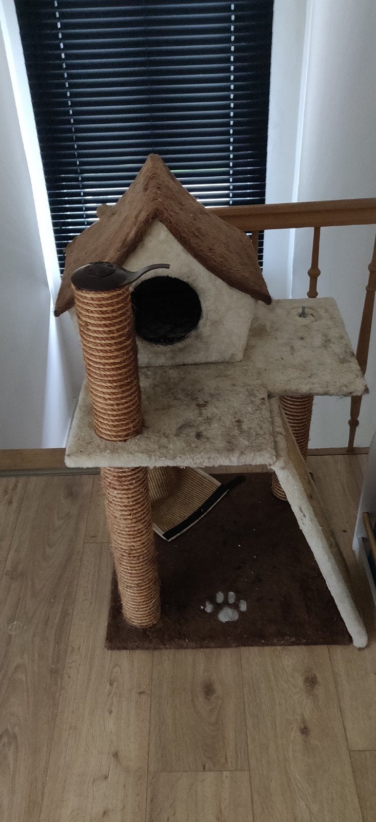 Gratis Katten krabpaal - Huisje, Dieren en Toebehoren, Katten-accessoires, Ophalen, Gebruikt