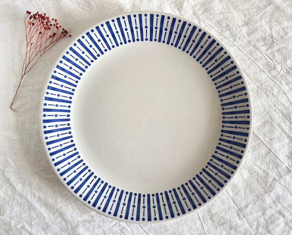 Grande assiette ronde à motifs bleus Fénal Badonviller, Antiek en Kunst, Antiek | Servies los, Ophalen of Verzenden