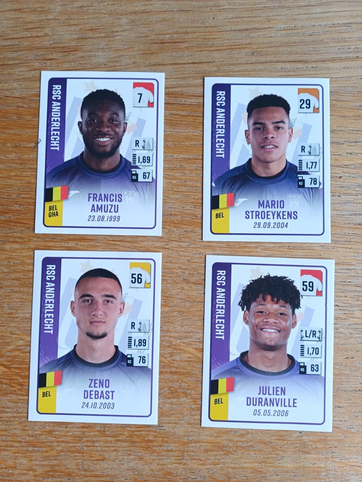 Panini Pro League 2022-2023 Anderlecht, Verzenden