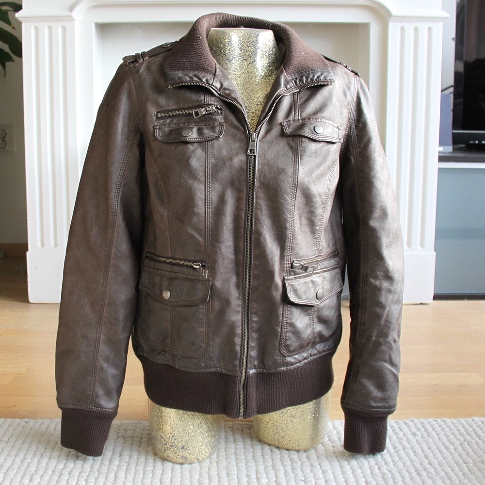 Zeer Mooie Jazlyn Jas (Maat 42) € 30,-, Kleding | Dames, Jazlyn, Bruin, Verzenden, Maat 42/44 (L)
