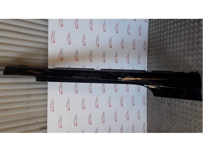 Jupe droite d'un Mercedes C-Klasse (040), 3 mois de garantie, Utilisé, -, -