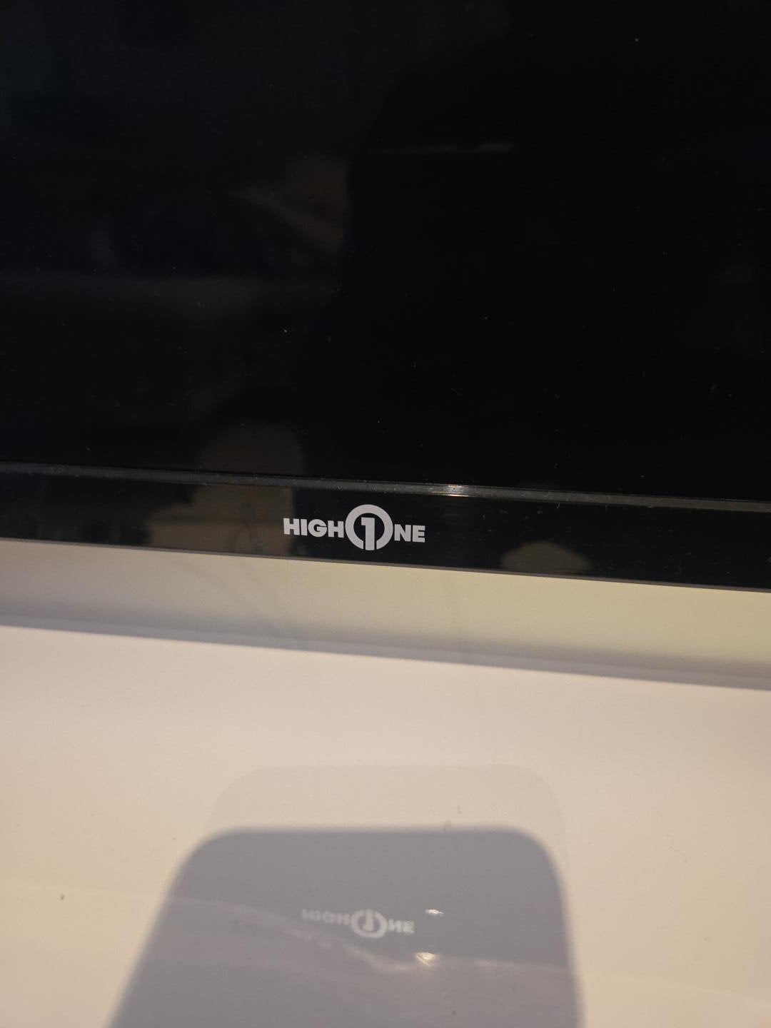 55" 4K UHD hoge tv met één scherm — HI5506UHD-MM, Audio, Tv en Foto, Mediaspelers, Ophalen, Zo goed als nieuw, HDMI