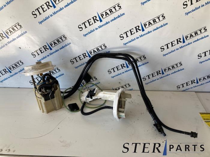 Pompe carburant électrique d'un Mercedes C-Klasse, 3 mois de garantie, Utilisé, -, -