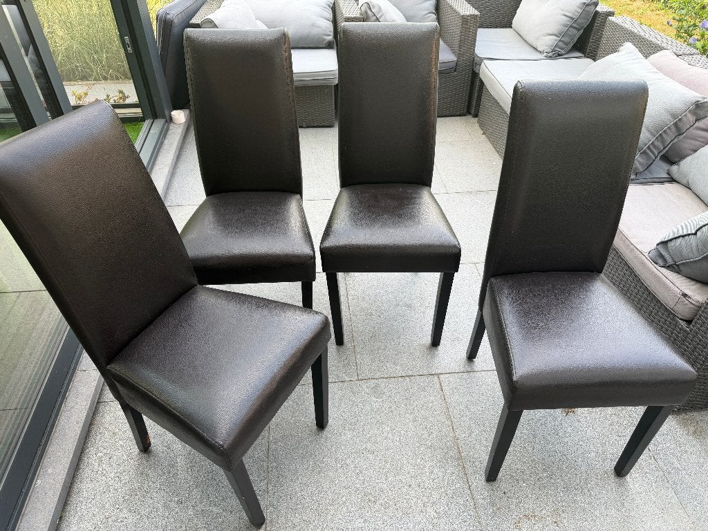 Lot de 4 chaises de salle à manger noire/brun très fonçé, Huis en Inrichting, Stoelen, Gebruikt, Vier, Leer, Bruin, Ophalen