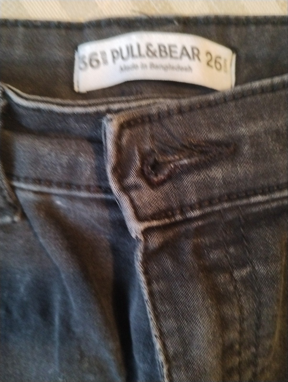 Zwarte lange broek maat 36 
merk Pull & Bear 
grey washed, Zwart, Ophalen of Verzenden, W28 - W29 (confectie 36), Pull & Bear