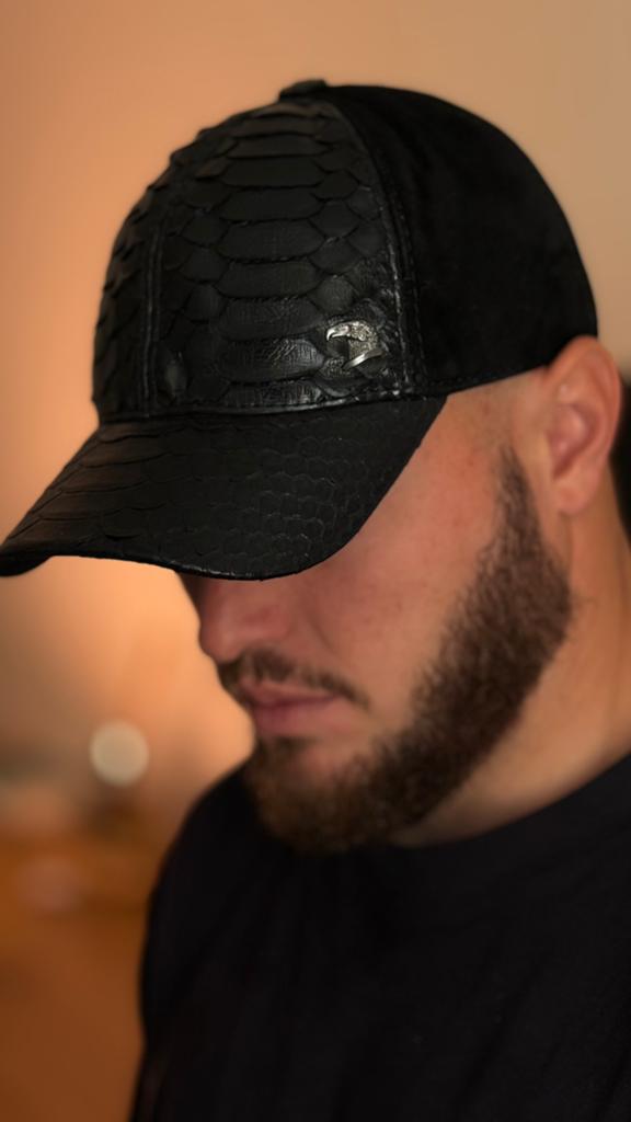 Black python leather cap, Kleding | Heren, Hoeden en Petten, Ophalen of Verzenden, Zo goed als nieuw, One size fits all, Pet