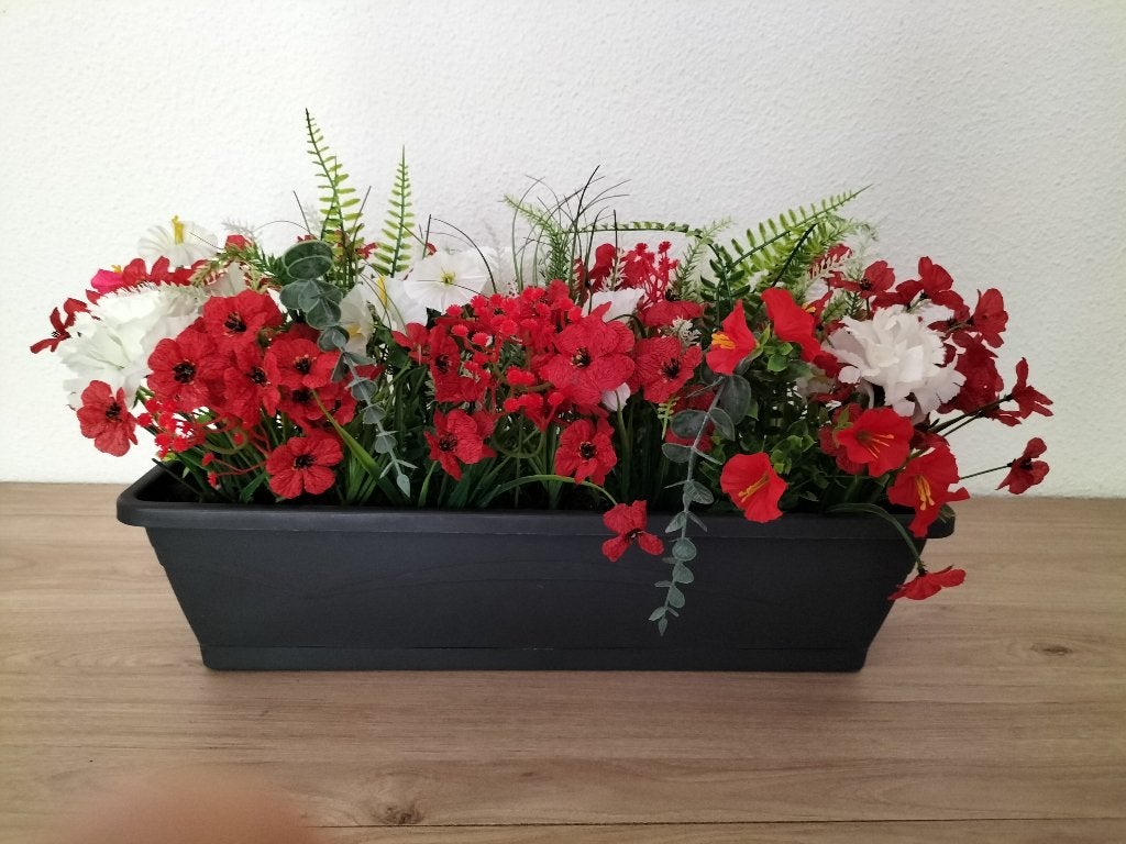 balconnières avec fleurs artificielle bien garnie, Maison & Meubles, Accessoires pour la Maison | Plantes & Fleurs artificielles