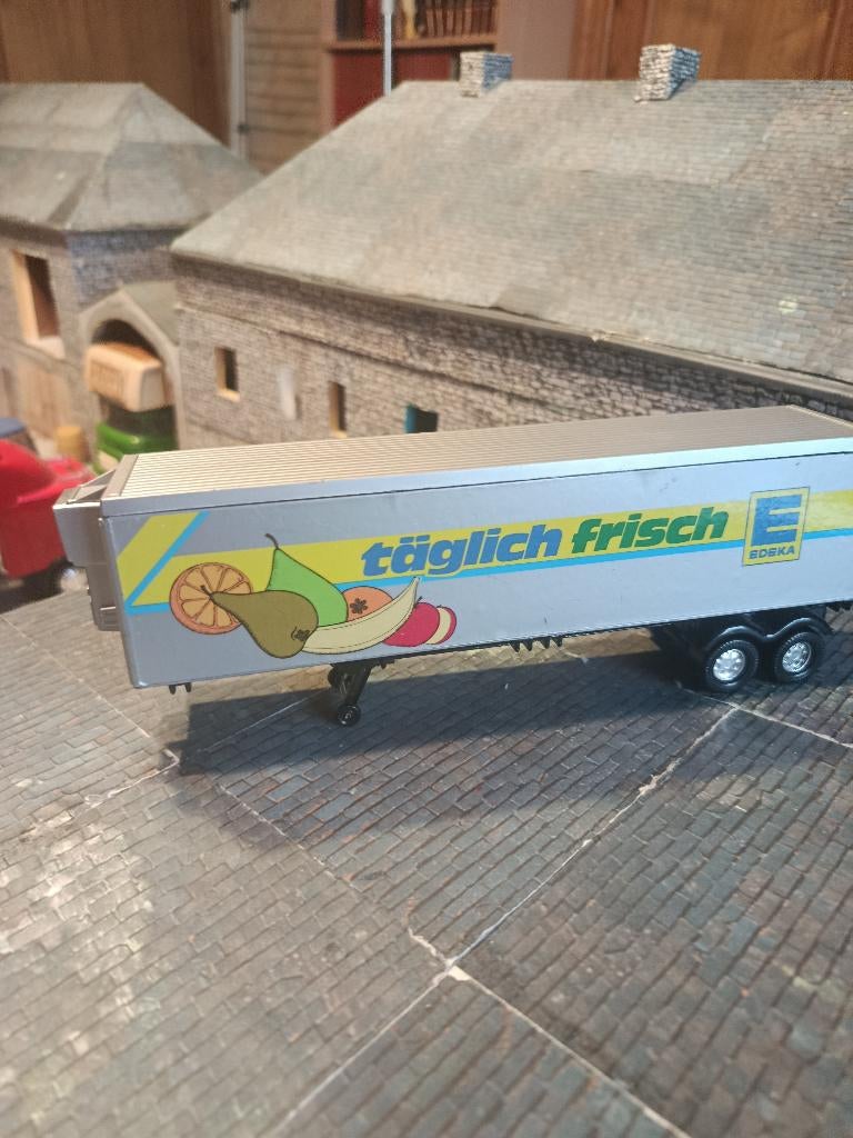 Matchbox oplegger met oplegger 1973, Hobby en Vrije tijd, Ophalen of Verzenden, Gebruikt, Bus of Vrachtwagen, Matchbox