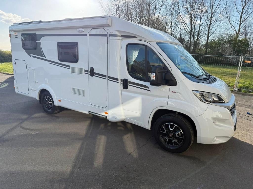 Magnifique Carado V337boite auto, Jusqu'à 4, 6 à 7 mètres, Fiat, Diesel