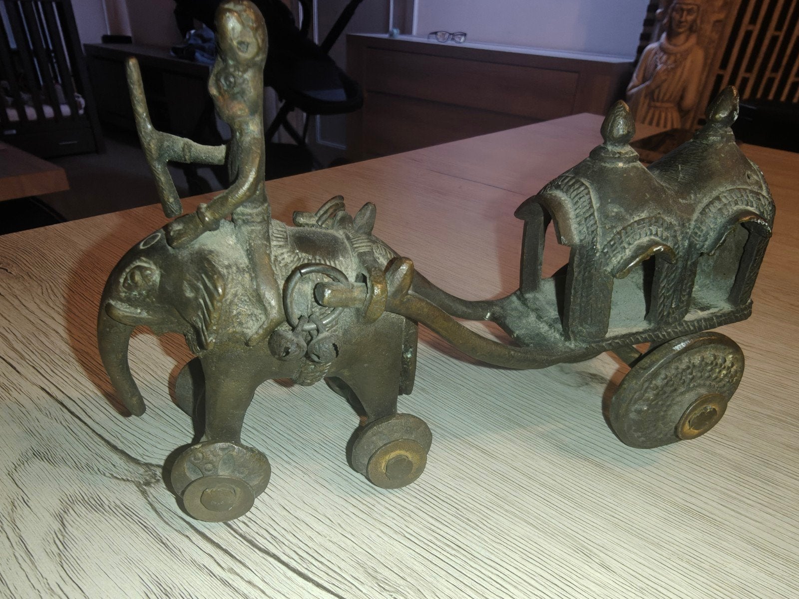 Antieke Indiase Tempelwagen – Brons / Messing Olifant op Wie, Antiek en Kunst, Ophalen, Brons