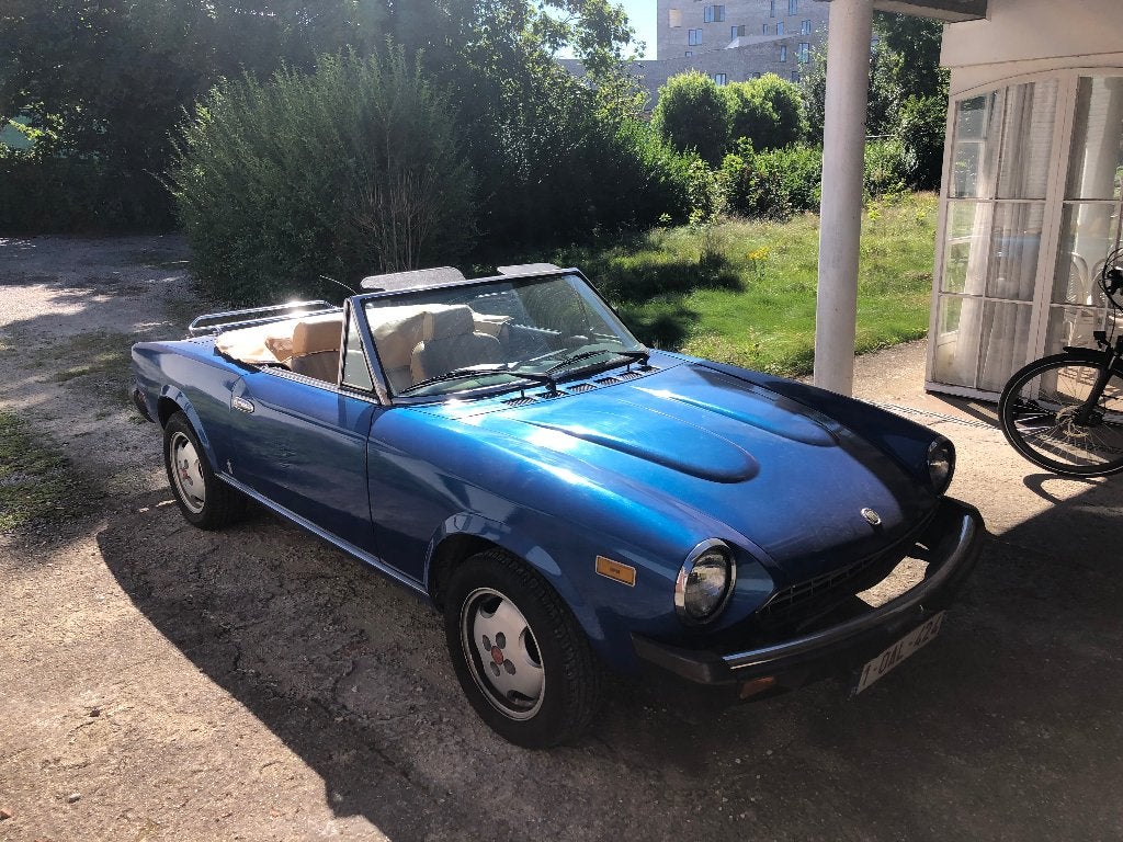Fiat spider 124, Auto's, 4 zetels, Beige, Cabriolet, Blauw