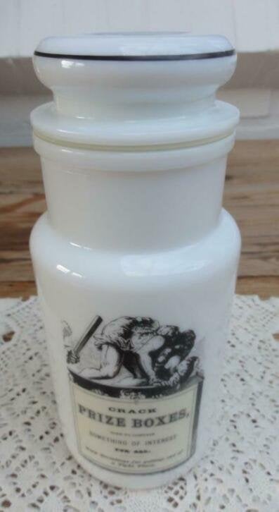 Vintage pot, zwarte afbeelding & tekst: Crack Prize Boxes, Enlèvement ou Envoi