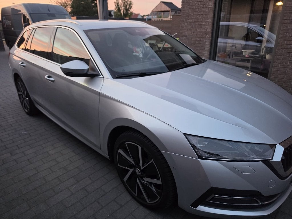 Skoda Octavia iV, Auto's, Bedrijf, Break, 5 deurs, Hybride Elektrisch/Benzine