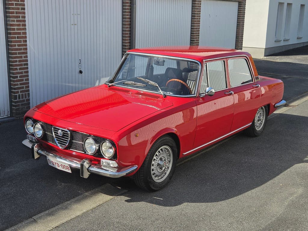 Alfa Romeo 2000 Berlina, foto 2