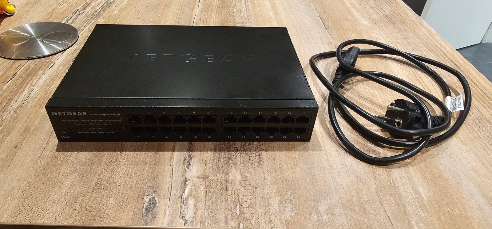 Netgear GS324 24 poort port Gigabit gbps switch, Computers en Software, Ophalen, Zo goed als nieuw